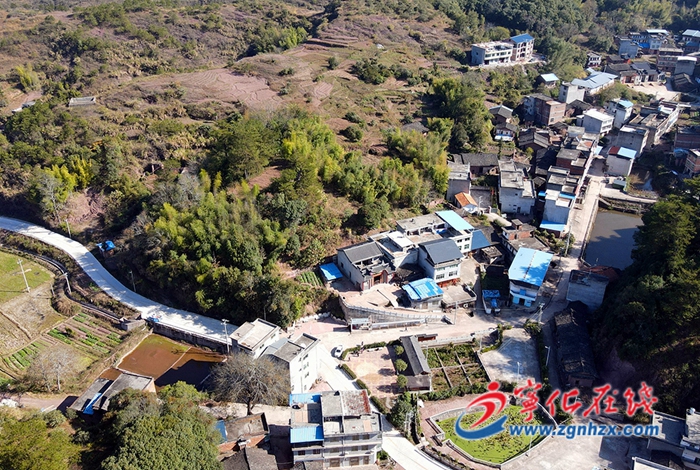 鄉(xiāng)村新貌“畫中來”