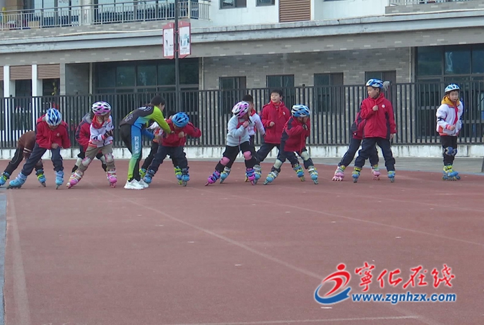 寧化:校園掀起“冰雪運動熱” 體驗別樣快樂和激情