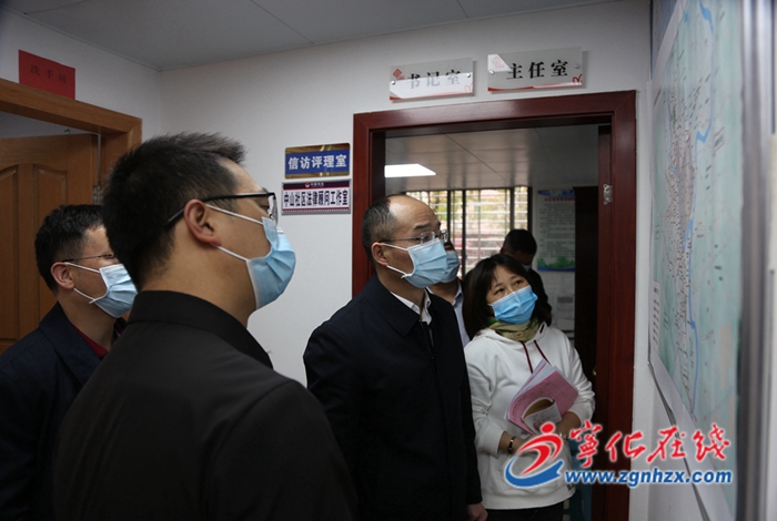 縣領(lǐng)導(dǎo)督導(dǎo)檢查疫情防控工作