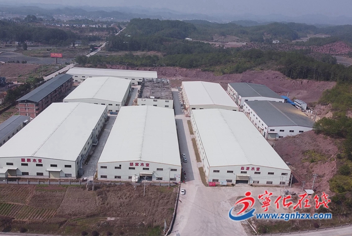 石壁鎮:新建廠房投入生產 護航產業園提經濟