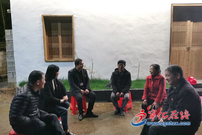寧化湖村：圓桌夜談微議事，架起干群“連心橋”