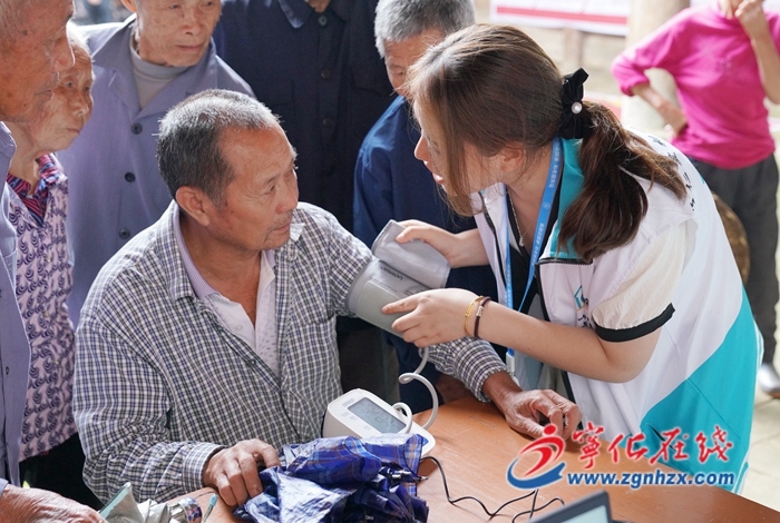 寧化：助老服務走進曹坊 敬老愛老暖人心