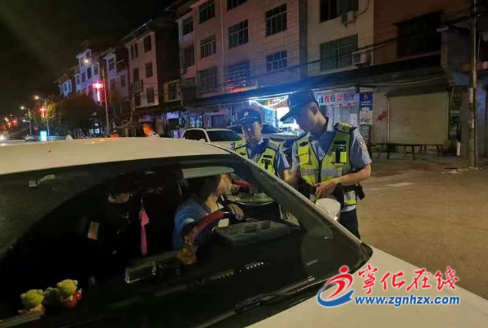 寧化石壁:夜巡走訪護平安