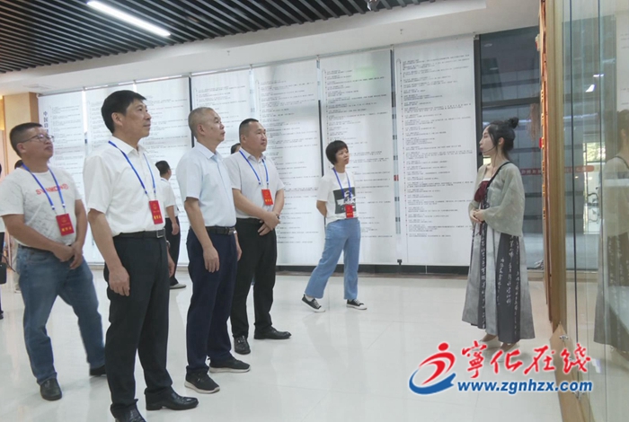 尤溪縣選出的部分三明市十四屆市人大代表到寧化縣開展調研