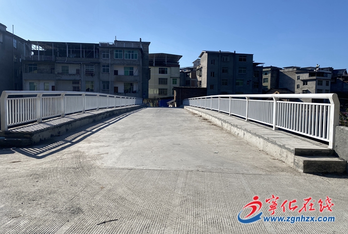 安遠鎮:改造小橋梁“同心”更“通心”