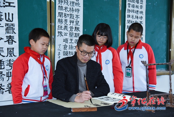 愛,為山里娃插上夢想的翅膀