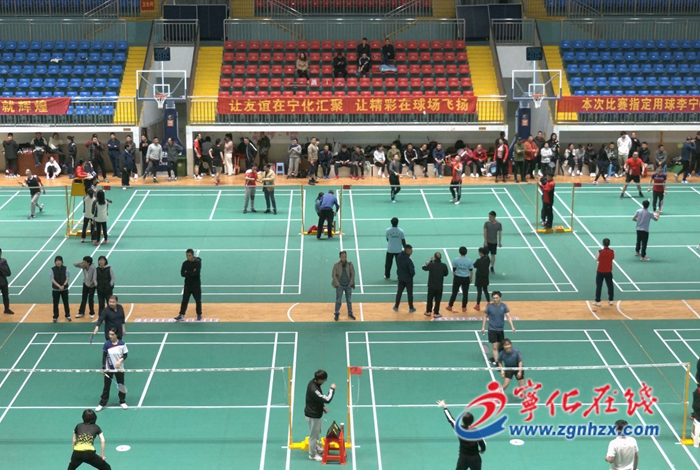 全縣職工羽毛球團體賽開賽