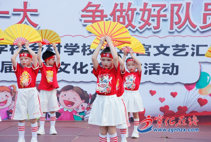 寧化:愛心企業送溫暖 情暖童心護成長