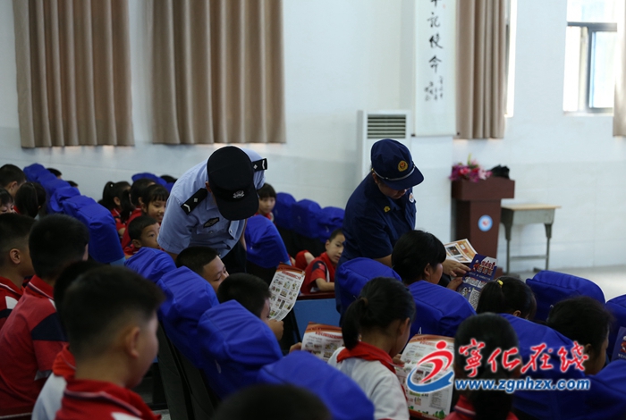 寧化城南鎮:“護航開學季 安全進校園”主題宣傳活動