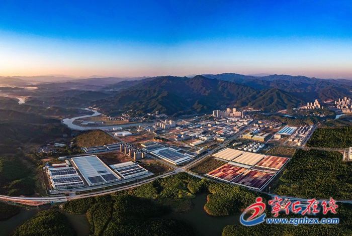 政府工作報告解讀 | 寧化：調(diào)結(jié)構(gòu)促轉(zhuǎn)型 產(chǎn)業(yè)動能更加強勁