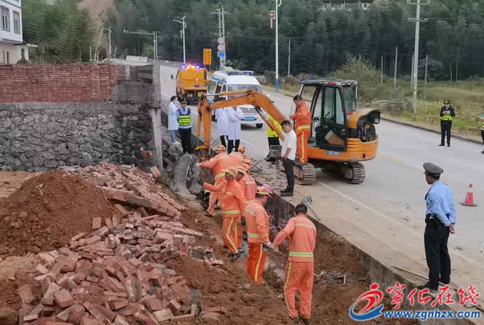 寧化公路分中心開展聯合違法整治行動