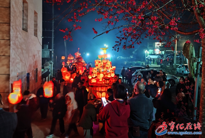 網絡中國節·春節|祈求風調雨順、國泰民安!省級非遺“花燈會”點亮寧化延祥村