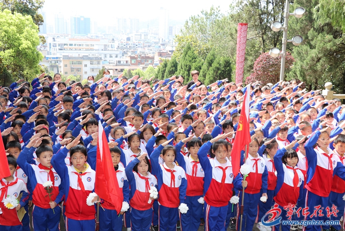 網絡中國節·清明|寧化多部門黨員干部祭掃革命烈士寧化開展清明祭英烈主題教育實踐活動