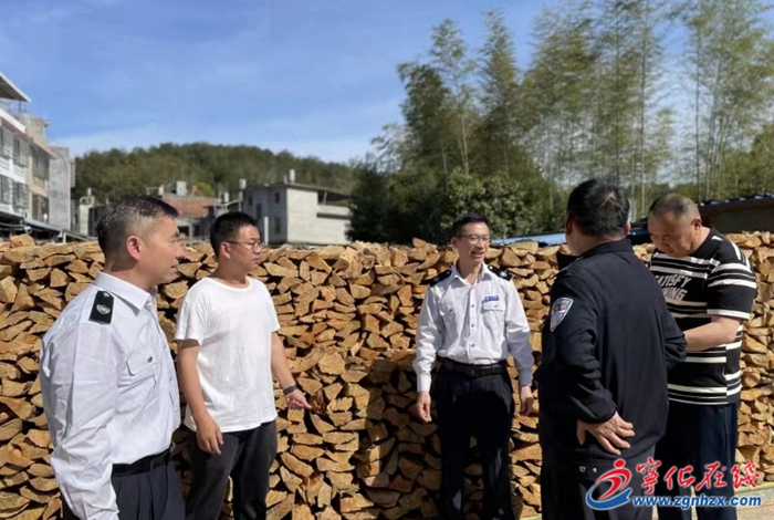 城郊鎮(zhèn)：聯(lián)合清繳 全力護(hù)松