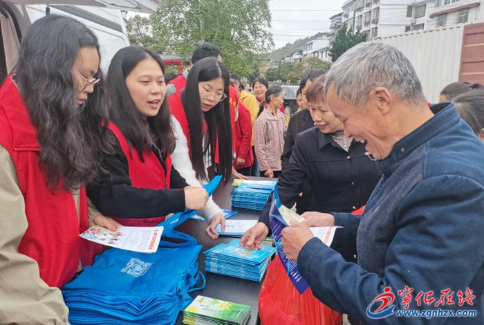 曹坊鎮(zhèn)開展科普宣傳活動