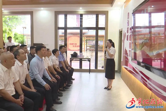 翠江鎮(zhèn)開展黨紀(jì)學(xué)習(xí)教育現(xiàn)場教學(xué)活動