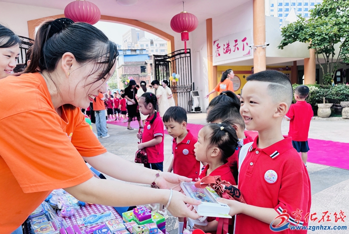 寧化各學校開展多彩活動點亮開學第一天