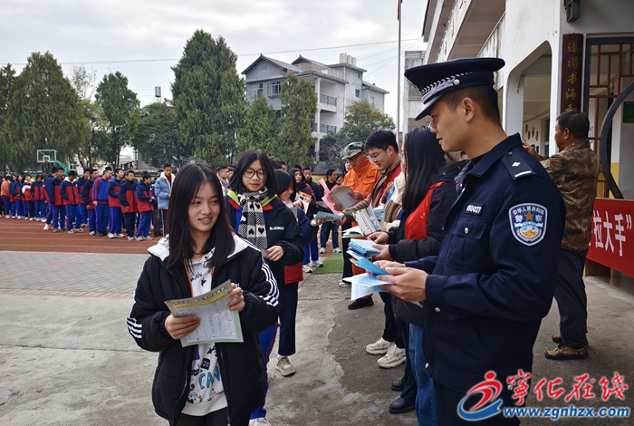 湖村鎮：宣講進校園 筑牢安全“保護網”