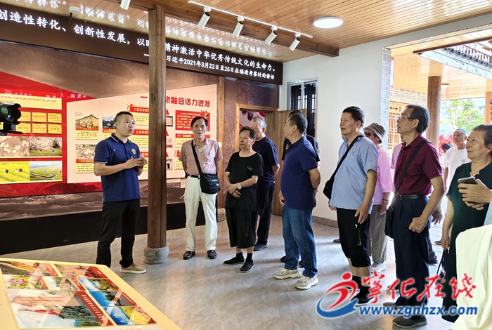 56年再聚首！60名知青重回泉上謝新村