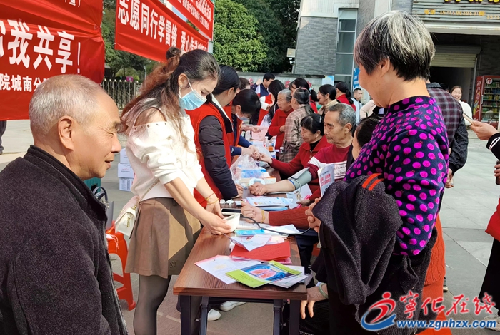 寧化:義診義剪進城南 便民服務暖人心