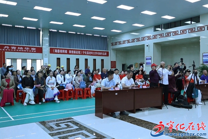 銀齡禮贊勞動節(jié) 清風(fēng)雅韻倡廉潔