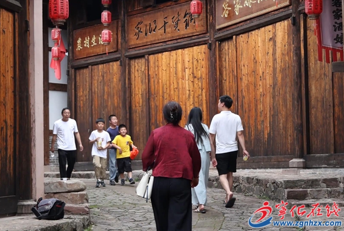 寧化：五一文旅創新高 綠水青山引客來