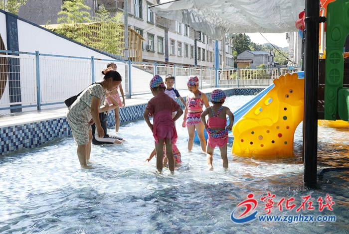 安樂鎮：親水項目助力鄉村“夏日經濟”