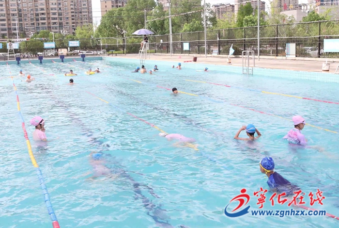 寧化：暑期迎來游泳熱