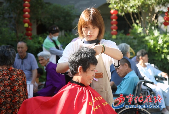 寧化：多措并舉筑牢老人防暑“安全屏障”