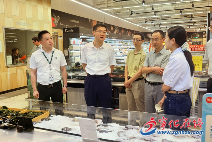 寧化縣領導開展節前安全生產、市場保供應檢查