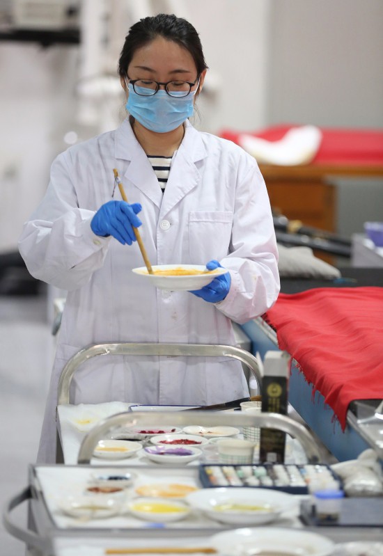 這群80后"壁畫醫生"讓千年歷史重獲新生