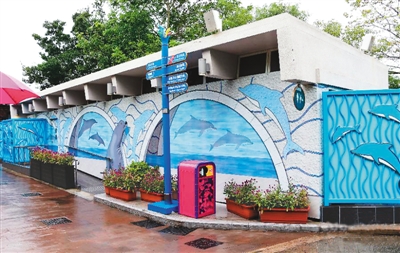 靚到當(dāng)景點(diǎn)游客都點(diǎn)贊 香港公廁讓“方便”更方便