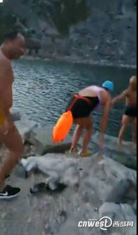 驢友太白山野泳引眾怒 組織者道歉 官方介入調查