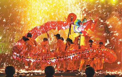 多彩新春歡樂元宵：傳統民俗魅力足 旅途過節暖意濃