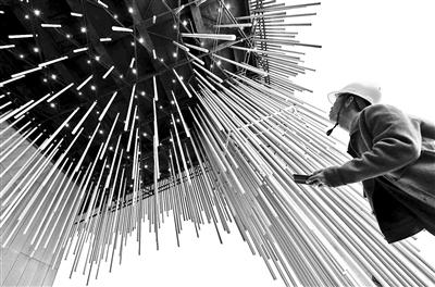 北京世園會部分場館試燈