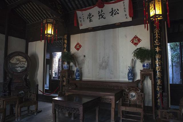 安徽破敗“私人豪宅”，依山傍水適合養老，主人曾任河南三縣知事